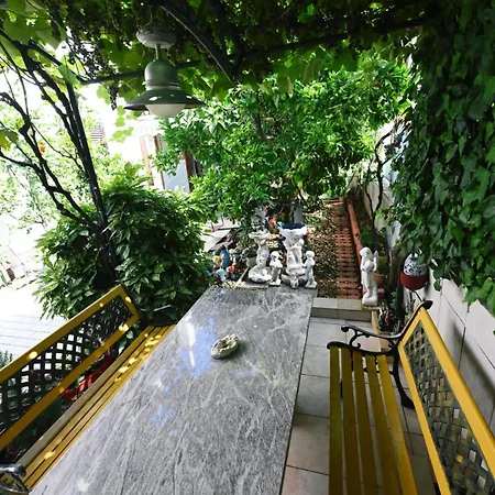 House Isabel *