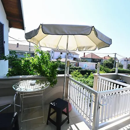 Appartement House Isabel Zadar
