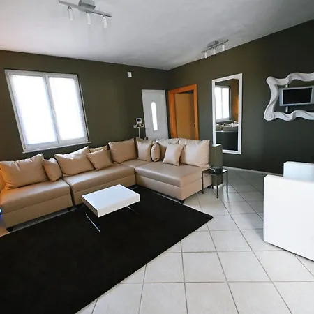 House Isabel Appartement *