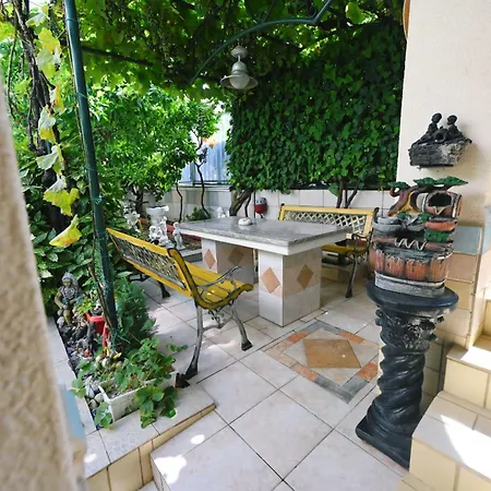 Appartement House Isabel